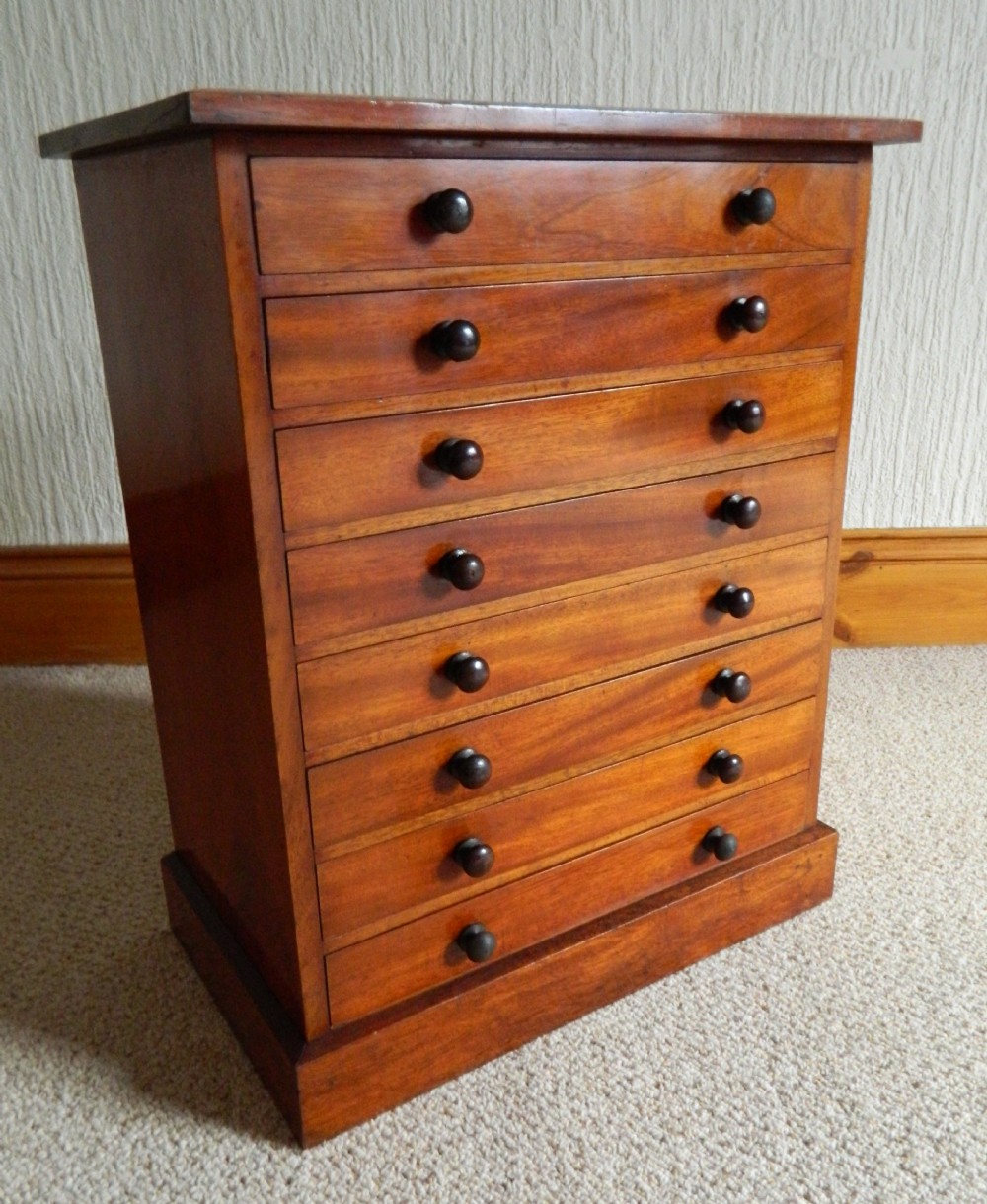 mahogany collectors chest