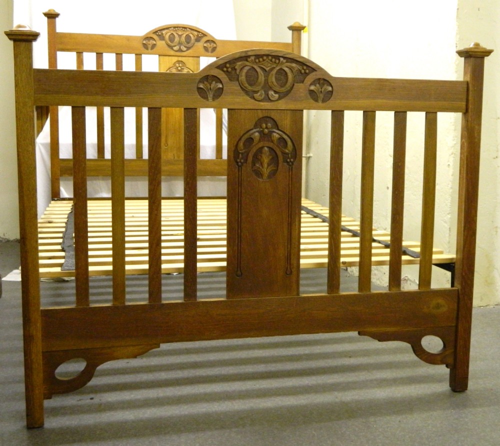 oak arts crafts double bed