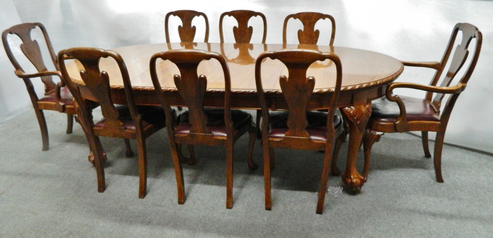 dining table eight chairs