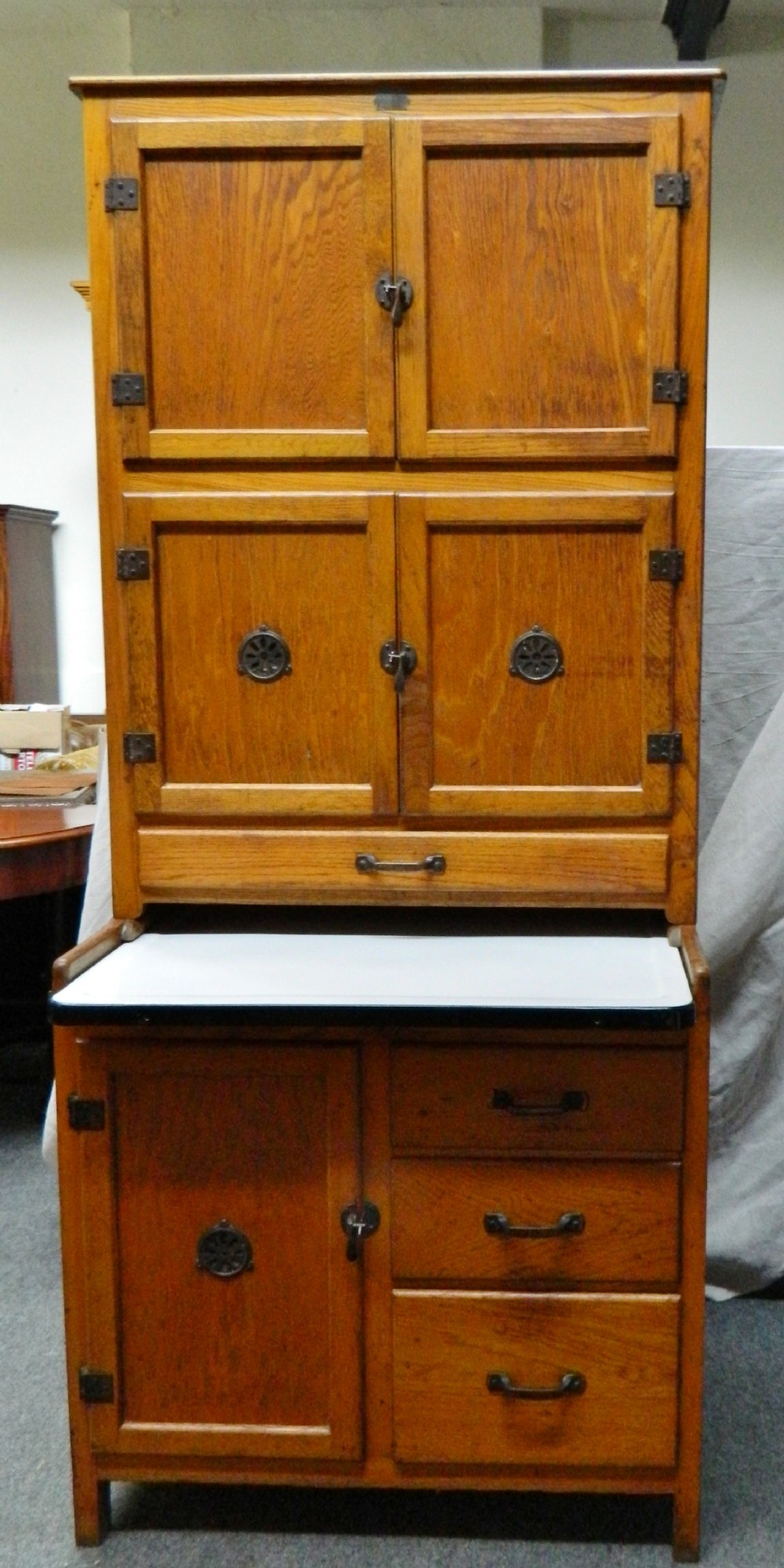 oak kitchen cupboard