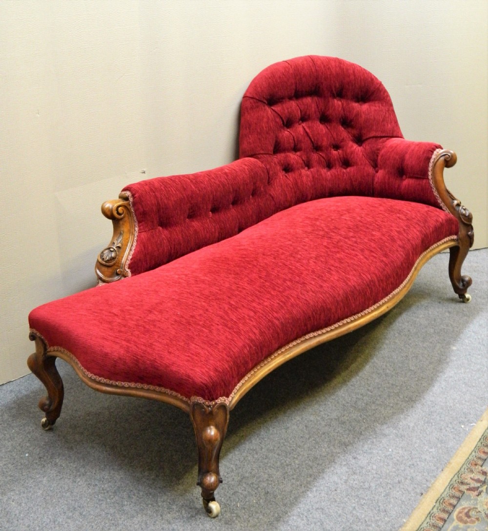 chaise longue