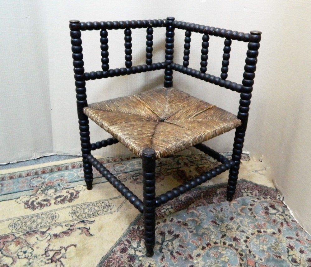 corner bobbin chair