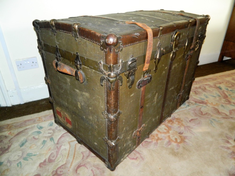 large travelling trunk cunard label