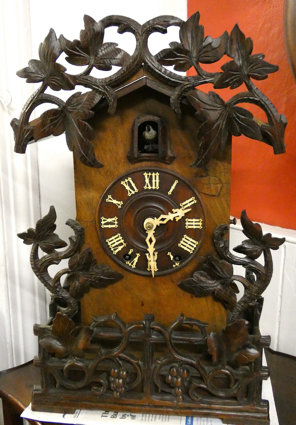black forest cuckoo clock